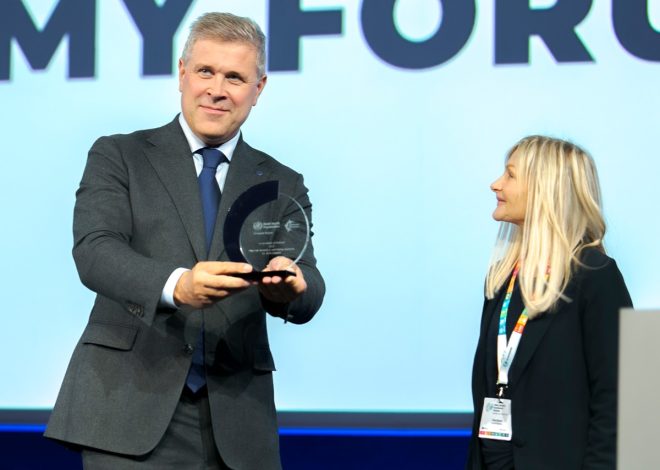 Iceland receives WHO award for its leadership in promoting an economy of well-being